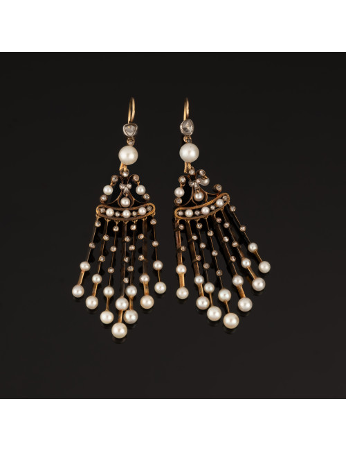 Paire De Pendants d'Oreilles En Perles Fines Et Diamants