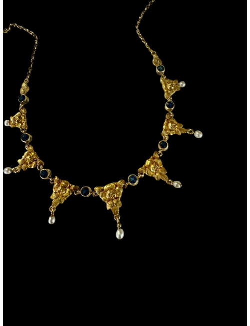 Collier colerette en or, saphirs et perles fines