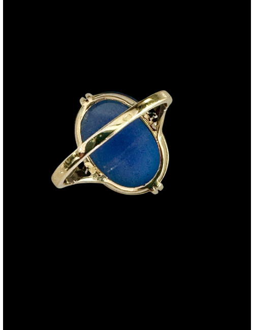 Bague en or et cabochon de calcédoine